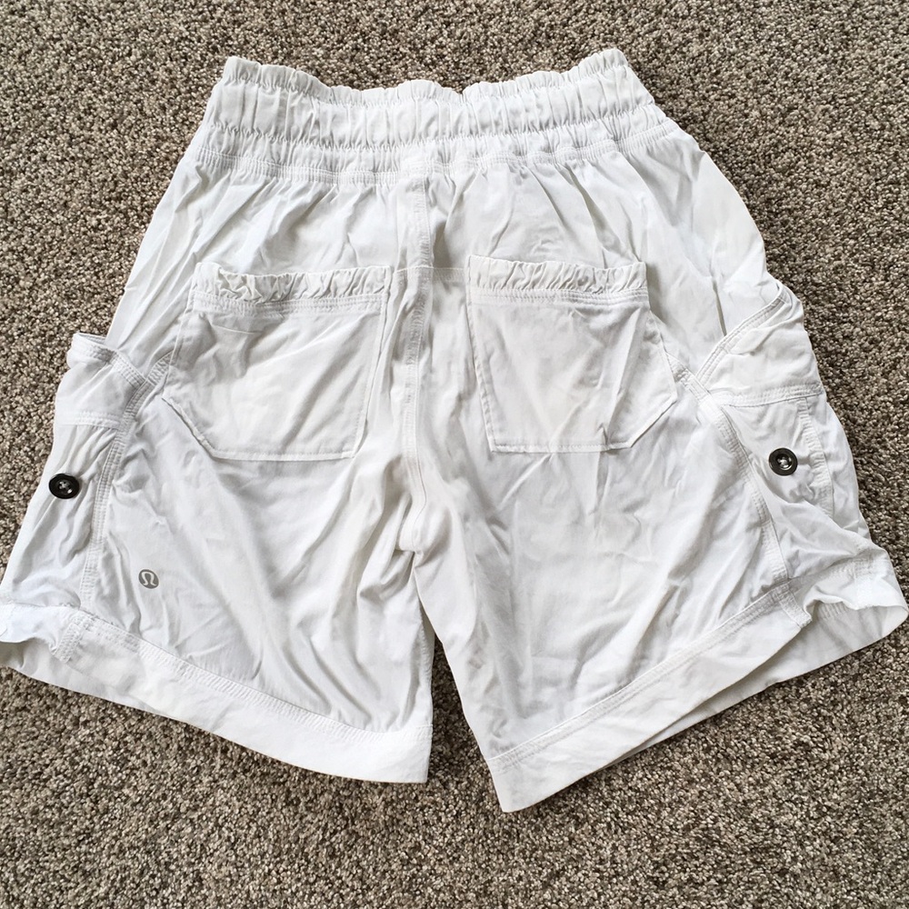 Lululemon Athletica White Women's Cargo Shorts